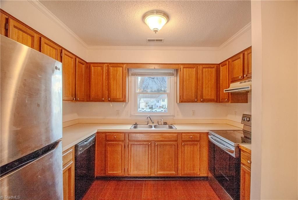 Photo of 1121 Glendale Drive, Greensboro, NC 27406 (MLS # 1208812)