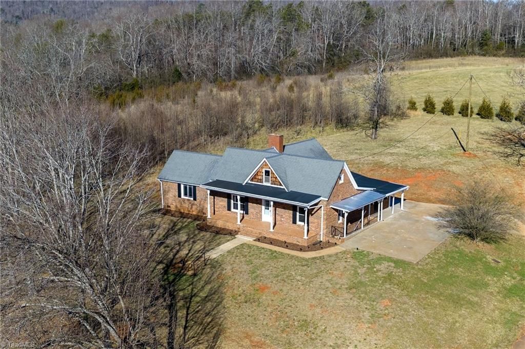 Photo of 4254 Sparta Road, North Wilkesboro, NC 28659 (MLS # 1206786)