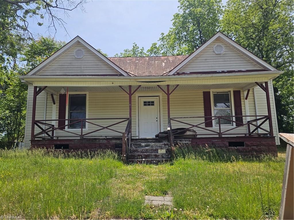 Photo of 207 Field Street, Reidsville, NC 27320 (MLS # 1218635)