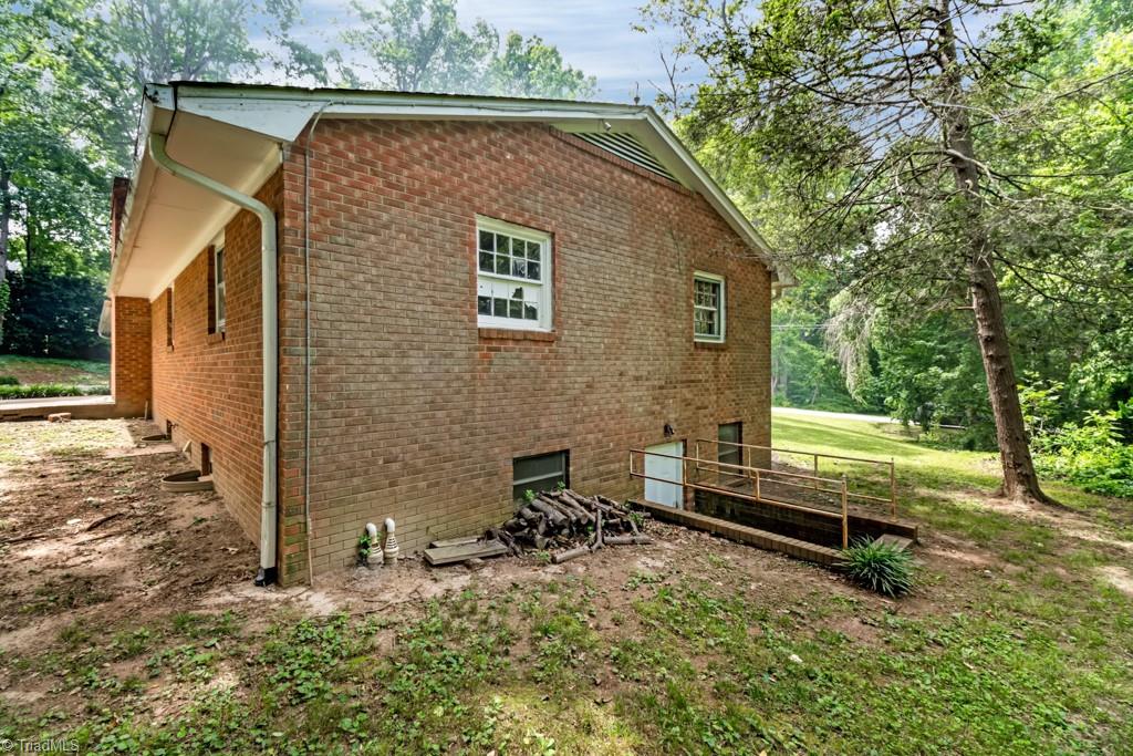 1281 Woodbrook Drive, Kernersville, North Carolina image 39