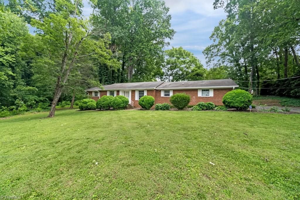 1281 Woodbrook Drive, Kernersville, North Carolina image 1