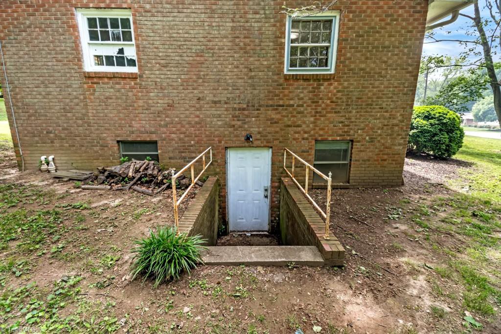 1281 Woodbrook Drive, Kernersville, North Carolina image 40