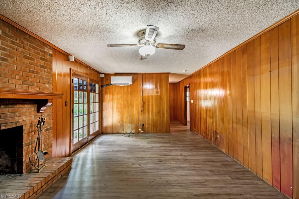 1281 Woodbrook Drive, Kernersville, North Carolina image 9