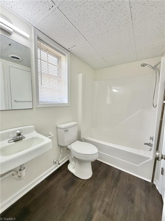 Kernersville, North Carolina 27284, United States, 2 Bedrooms Bedrooms, ,2 BathroomsBathrooms,Residential,Pending,81658