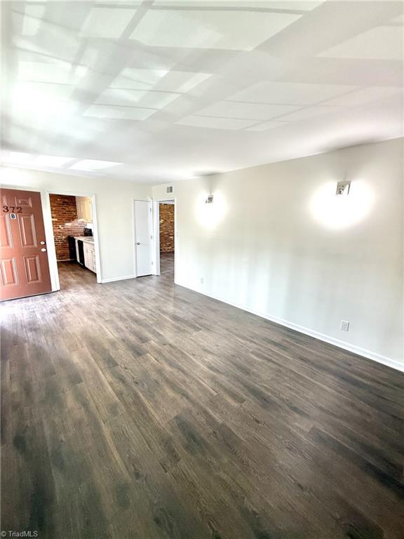 Kernersville, North Carolina 27284, United States, 2 Bedrooms Bedrooms, ,2 BathroomsBathrooms,Residential,Pending,81658