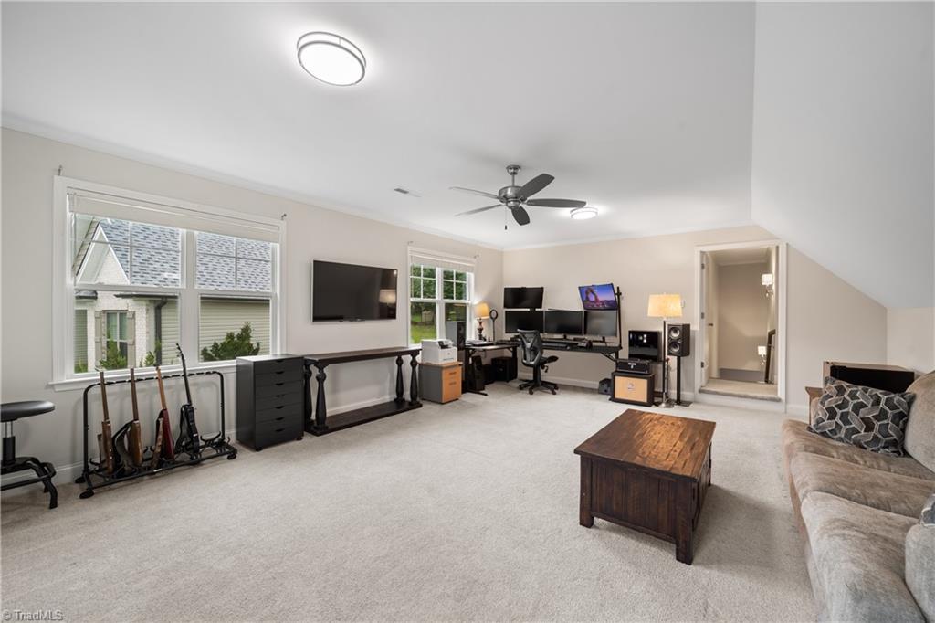 Clemmons, North Carolina 27012, United States, 4 Bedrooms Bedrooms, ,3 BathroomsBathrooms,Residential,Pending,190680