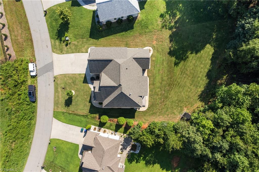 Clemmons, North Carolina 27012, United States, 4 Bedrooms Bedrooms, ,3 BathroomsBathrooms,Residential,Pending,190680