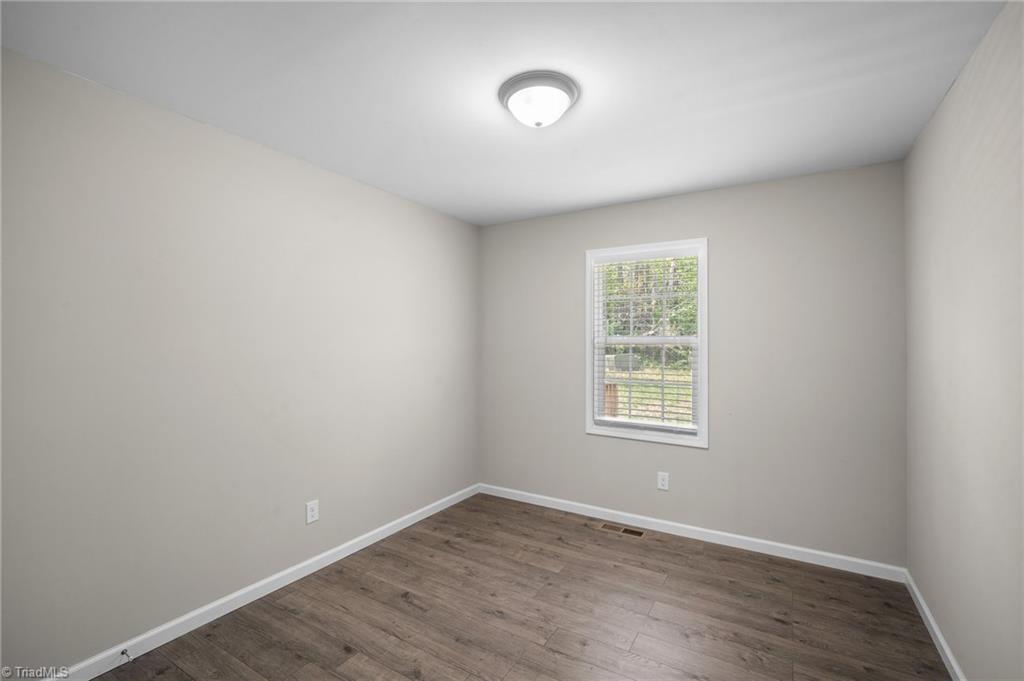 866 Falling Creek Court, Rural Hall, North Carolina image 12