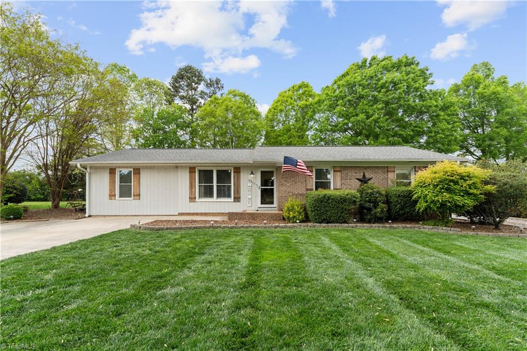 5211 Driftwood Drive, Davidson, North Carolina image 1