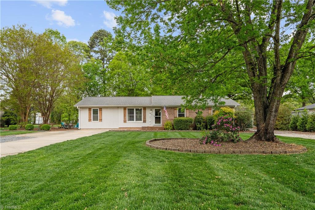 5211 Driftwood Drive, Davidson, North Carolina image 2