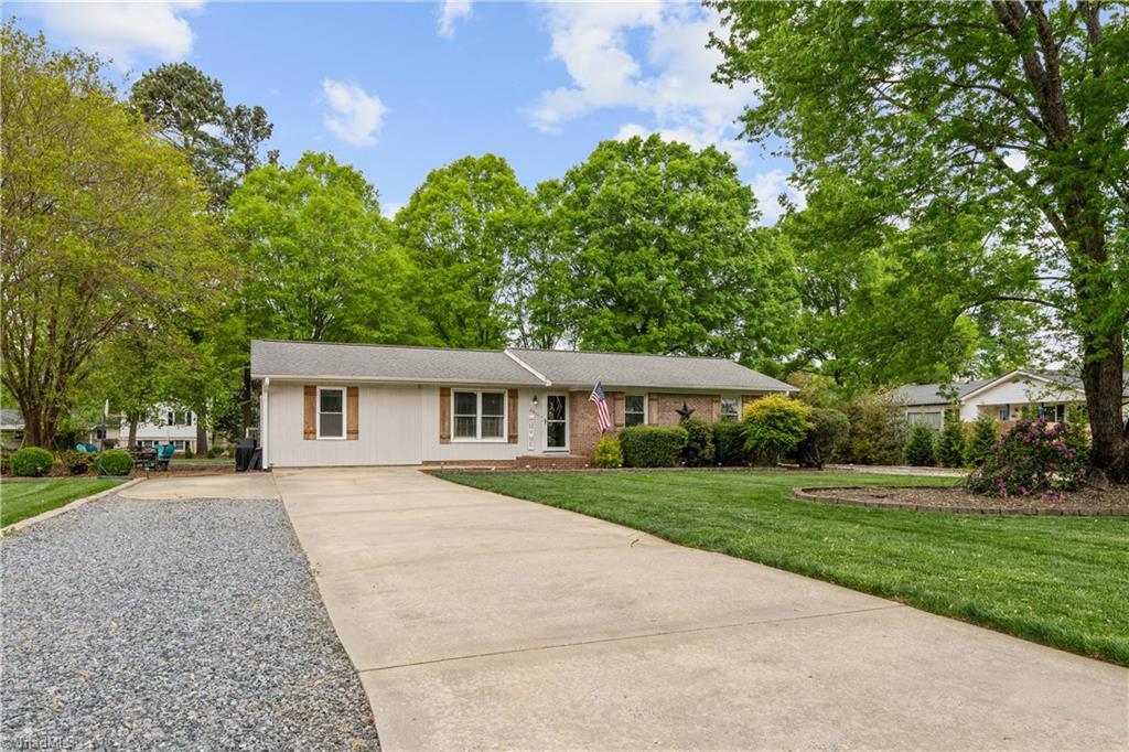 5211 Driftwood Drive, Davidson, North Carolina image 4