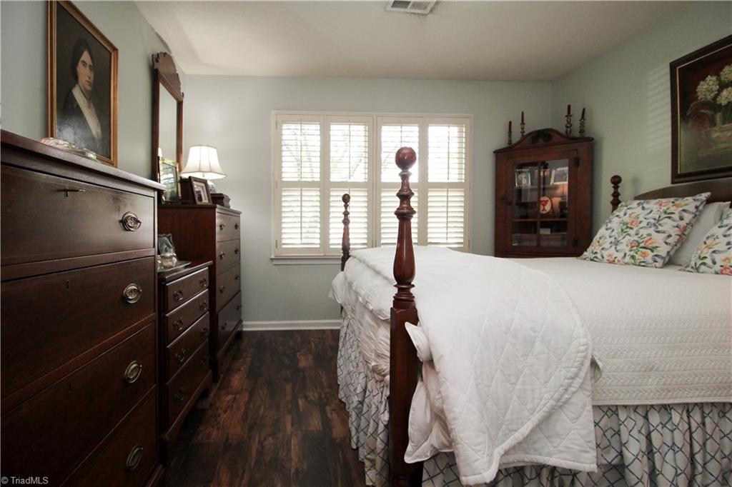 21 Park Village Lane #E, Greensboro, North Carolina image 27