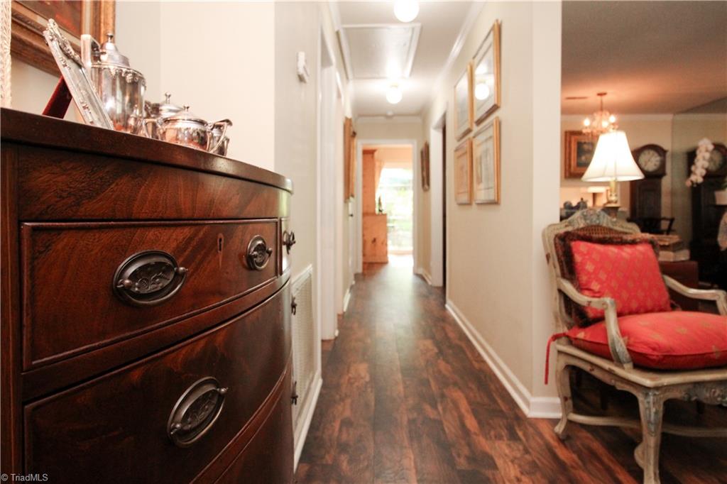 21 Park Village Lane #E, Greensboro, North Carolina image 4