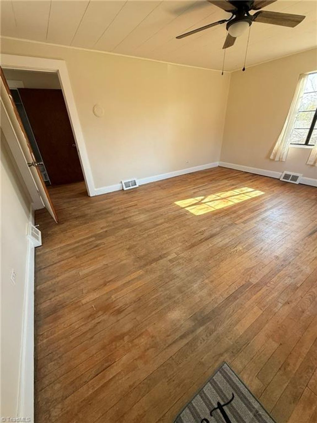 Photo of 722 Maiden Lane, Mount Airy, NC 27030 (MLS # 1213372)