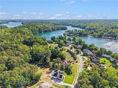 Homes For Sale - 7640 Crossing Ridge Drive<br/> Belews Creek, NC 27009