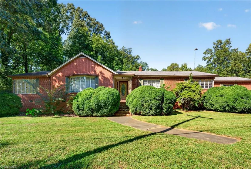 18380 S Nc Highway 109, photo 1 of 38