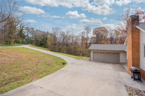 A home in Thomasville