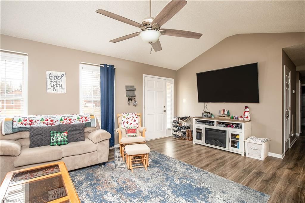 Photo of 908 Bunting Road, Asheboro, NC 27205 (MLS # 1205079)