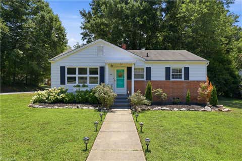 Homes For Sale - 204 Springwood Drive<br/> Burlington, NC 27215
