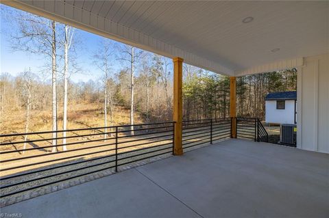 A home in Yadkinville