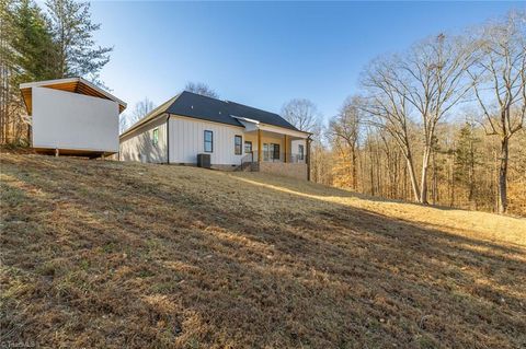 A home in Yadkinville