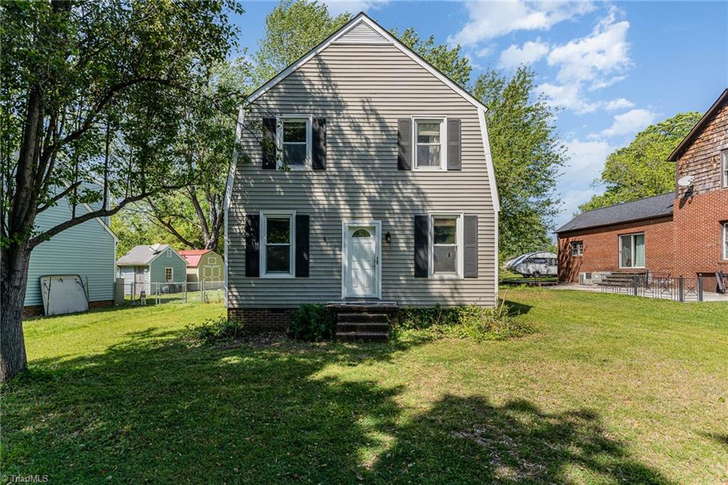 Photo 1 of 13 of 1117 Plaid Street house