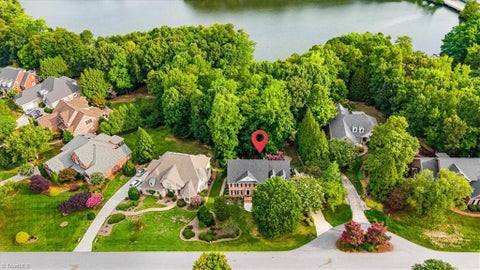 Homes For Sale - 5012 Warm Springs Point<br/> Greensboro, NC 27455