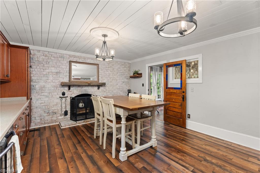 Winston-Salem, North Carolina 27107, United States, 3 Bedrooms Bedrooms, ,2 BathroomsBathrooms,Residential,Pending,191548