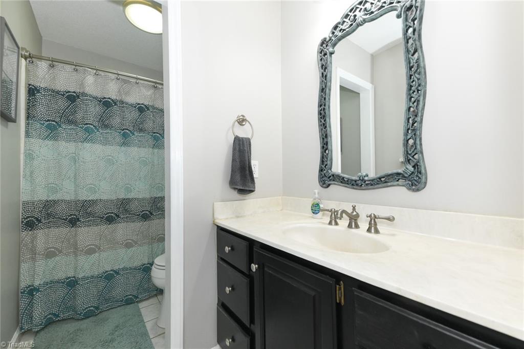 6107 Four Oaks Court, Summerfield, North Carolina image 23