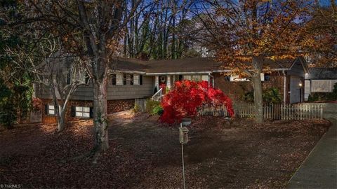 104 Bellwood Court Jamestown NC 27282