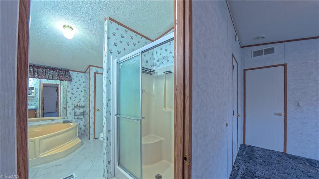 1747 Lynchburg Road, Westfield, North Carolina image 39