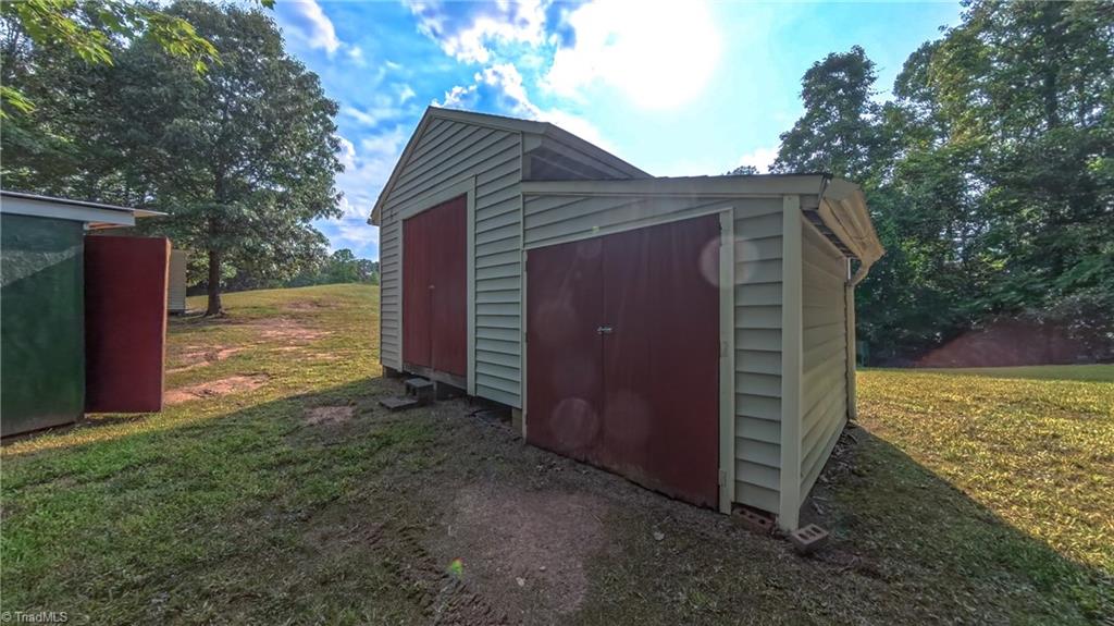 1747 Lynchburg Road, Westfield, North Carolina image 17