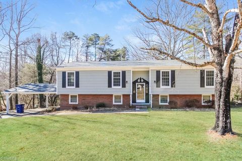 A home in Pfafftown