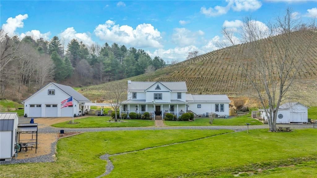 Photo of 369 Spencer Branch Road, Lansing, NC 28643 (MLS # 1214519)