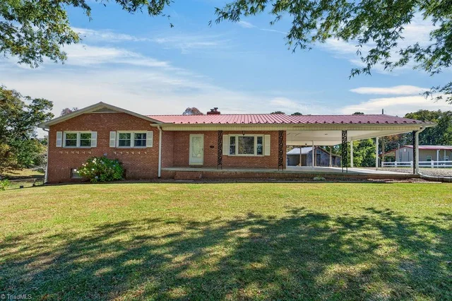 1200 Mcbride Road, photo 4 of 50