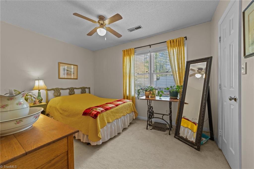 4655 Lawndale Drive, Greensboro, North Carolina image 17