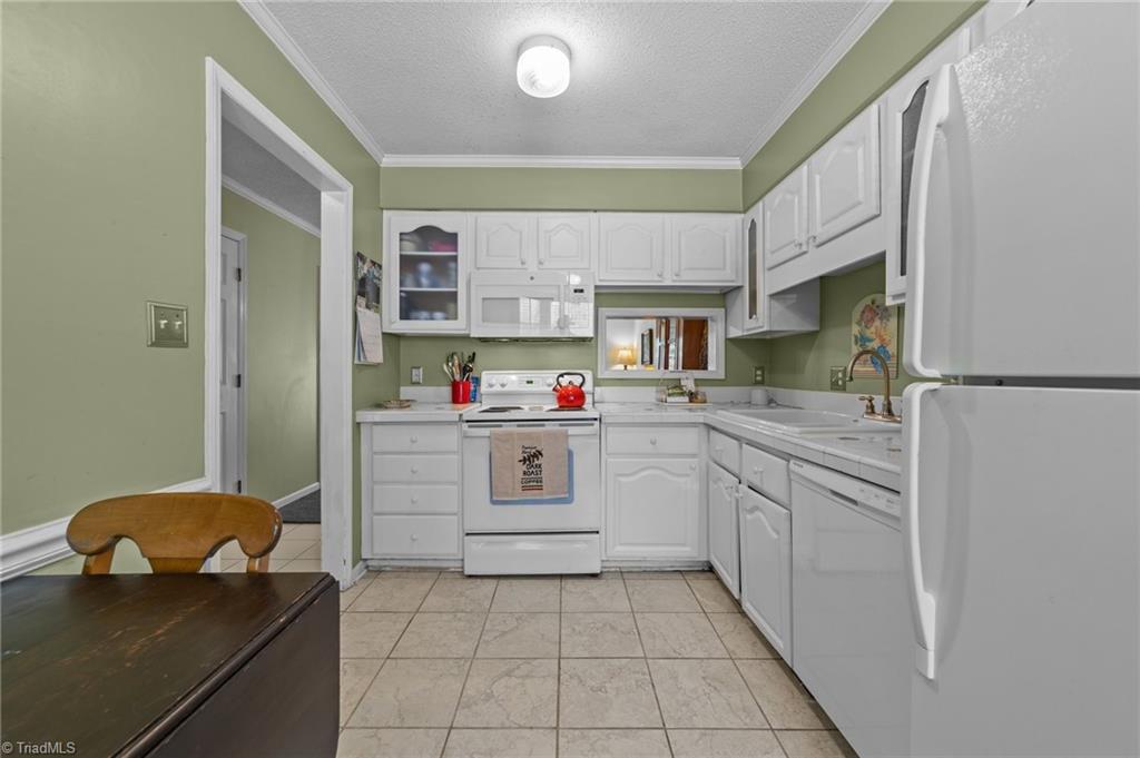 4655 Lawndale Drive, Greensboro, North Carolina image 10
