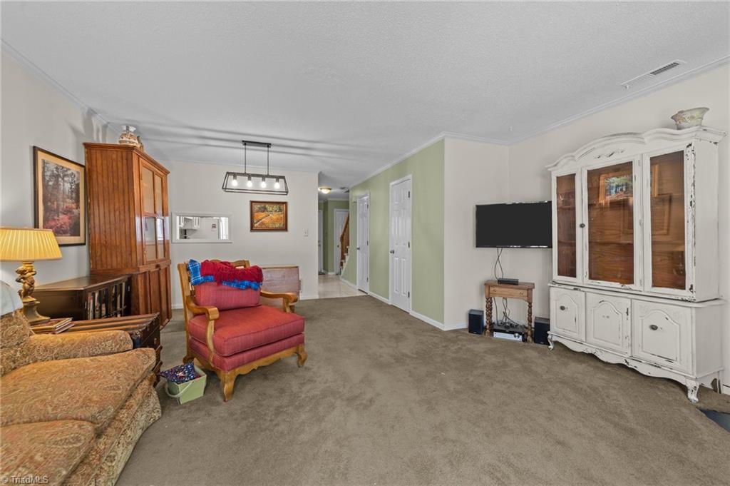 4655 Lawndale Drive, Greensboro, North Carolina image 5