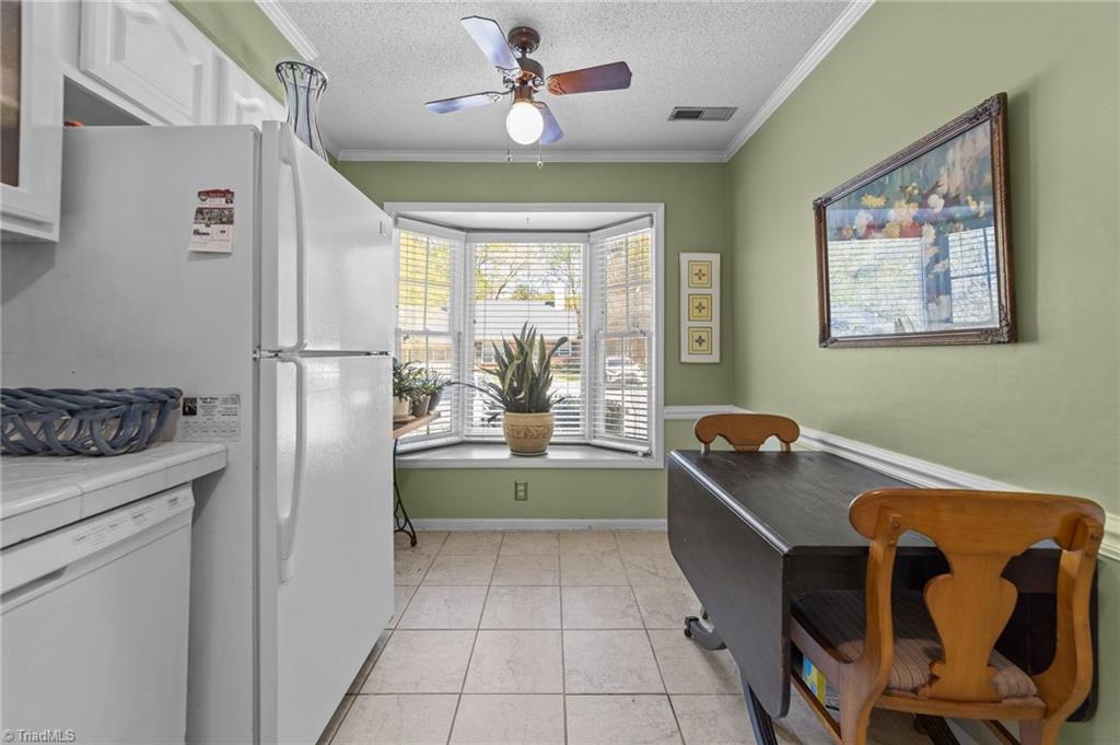 4655 Lawndale Drive, Greensboro, North Carolina image 9