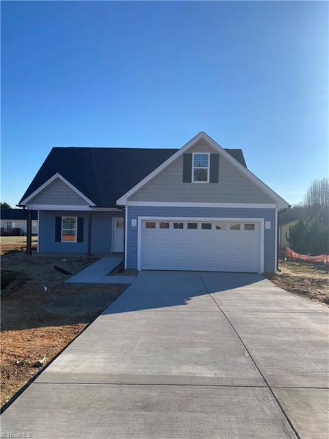 Homes For Sale - 1010 Fairfield Drive<br/> Yadkin County, Yadkinville, NC 27055