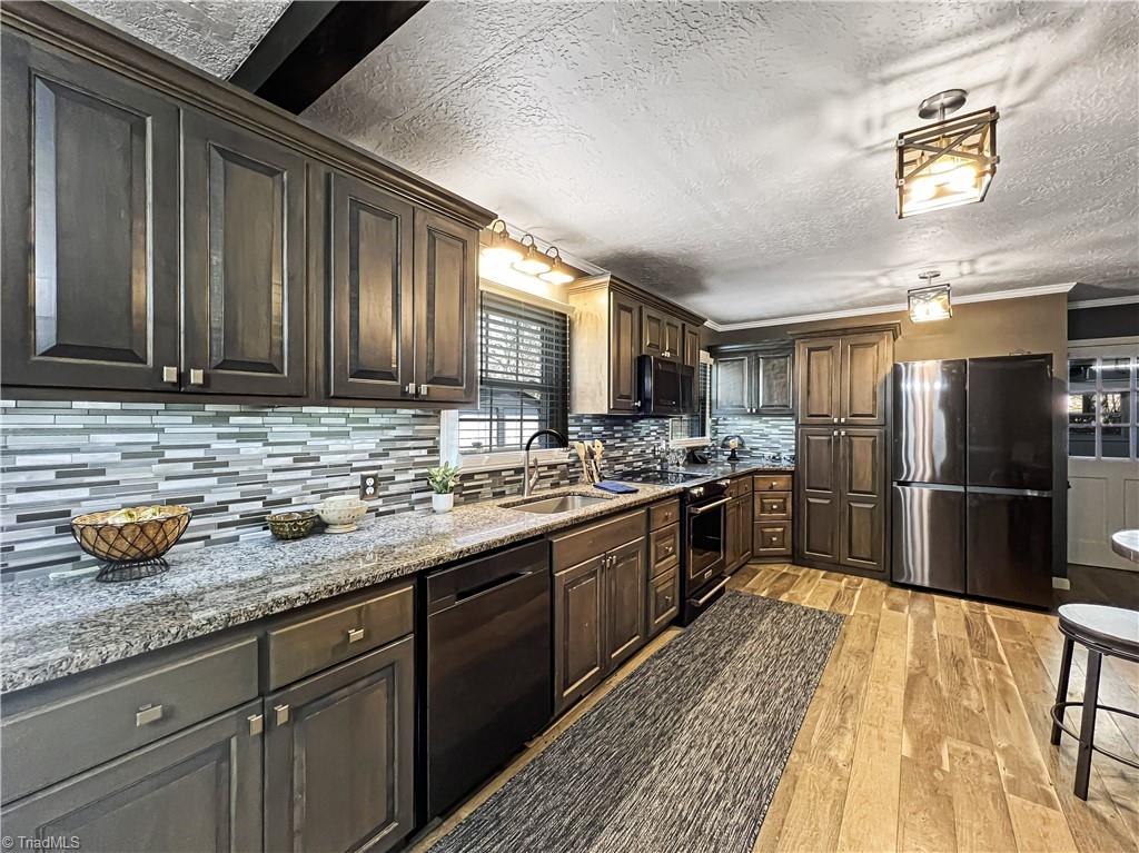 377 Three Oaks Drive, Hays, North Carolina image 13