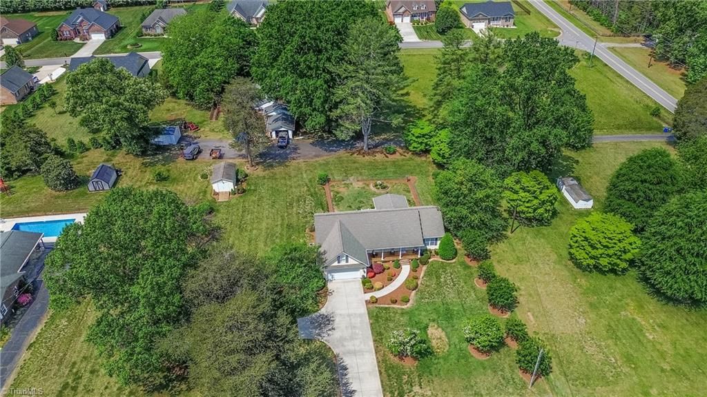 Photo of 183 Devon Lane, Statesville, NC 28625 (MLS # 1218503)