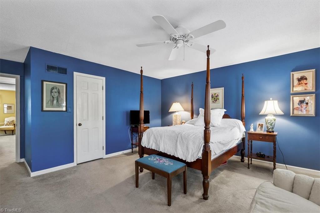 10 Fountain Manor Drive #B, Greensboro, North Carolina image 18