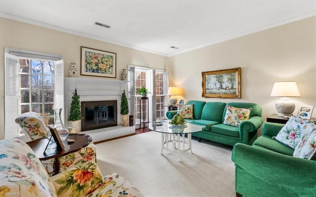 10 Fountain Manor Drive #B, Greensboro, North Carolina image 4