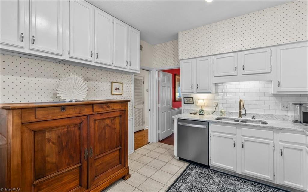 10 Fountain Manor Drive #B, Greensboro, North Carolina image 10