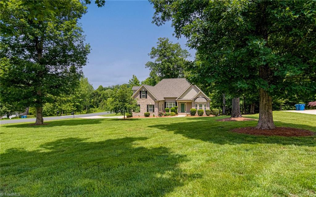 3001 Walbrook Terrace, Browns Summit, North Carolina image 4
