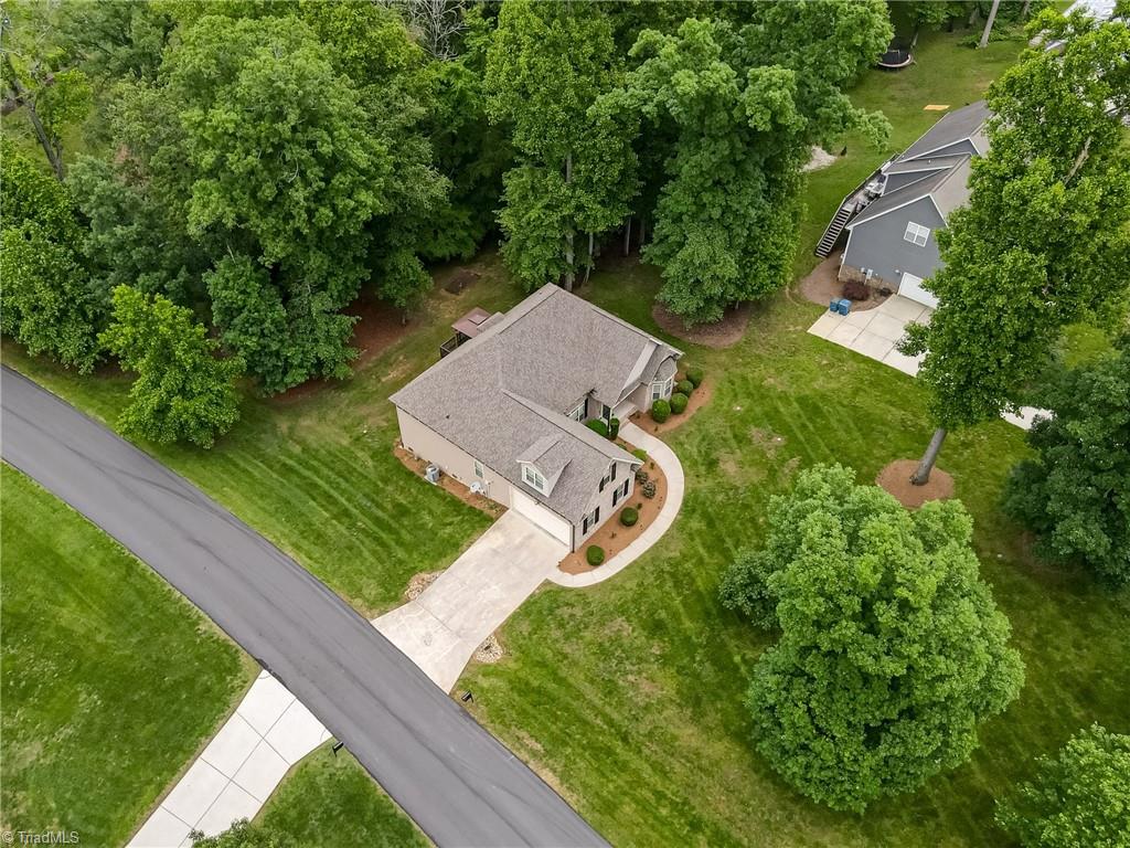 3001 Walbrook Terrace, Browns Summit, North Carolina image 34