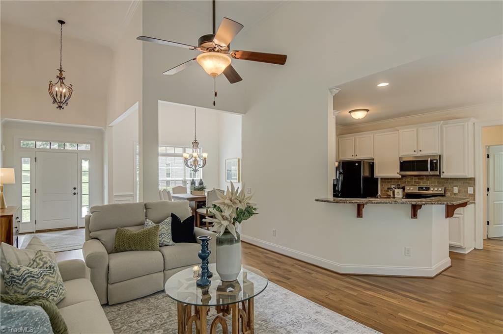 3001 Walbrook Terrace, Browns Summit, North Carolina image 7