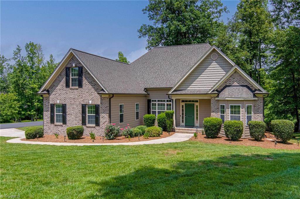 3001 Walbrook Terrace, Browns Summit, North Carolina image 1
