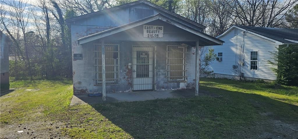 Photo of 106 Tremont Street, Thomasville, NC 27360 (MLS # 1213218)